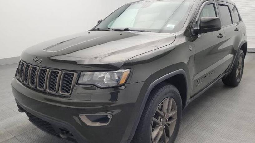 JEEP GRAND CHEROKEE 2017 1C4RJEAG3HC696571 image